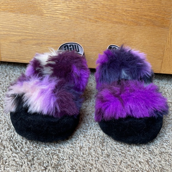 UGG slippers - Picture 2 of 6